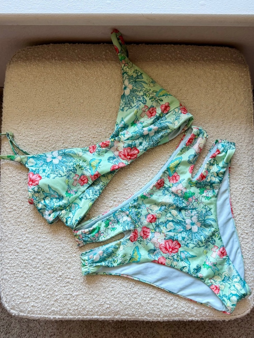Victoria’s Secret wrap bikini